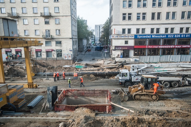 Osunięcie ziemi na budowie metra.