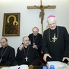 Polscy biskupi na Synodzie