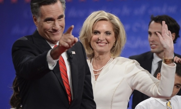 Romney pnie się w górę