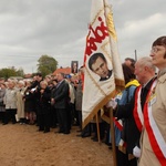 Krzyż pątniczy w Płocku Trzepowie