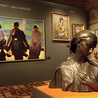 W jednej z sal zestawiono rzeźbę Xawerego Dunikowskiego „Madonna” z wielkim malowidłem Zbigniewa Pronaszki „Puste sieci” i wiszącym obok obrazem Jacka Malczewskiego „Ellenai”, gdzie modelką była muza artysty Maria Kinga Balowa