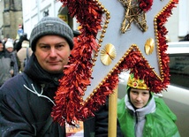  Orszaki i pochody poświęcone Trzem Królom są wspaniałą okazją do rodzinnego wyjścia z domu i zademonstrowania swojej wiary 