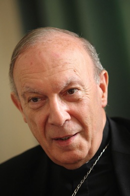 Abp Léonard broni Jana Pawła II