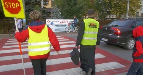 Odblaskowy ojciec Mateusz