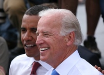 Biden mówi, że przestał chodzić do polsko-amerykańskiego klubu i obecnie kontaktuje się już z "mądrymi ludźmi"