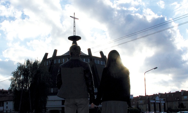 O budowanie relacji małżeńskich trzeba zadbać odpowiednio wcześnie, by nie dopuścić do głębokich kryzysów