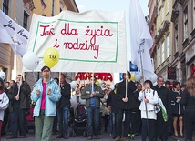 Marsz rozpoczął się Mszą św. w kościele św. Floriana i przeszedł do bazyliki Mariackiej