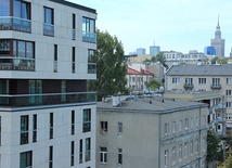 W Warszawie ceny mieszkań są mocno zawyżone. Jeśli spadną do realnej wartości, przybędzie kupujących