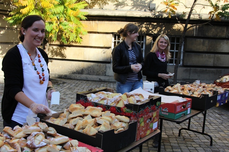 Pierwsza Pielgrzymka Żywego Różańca Archidiecezji Katowickiej