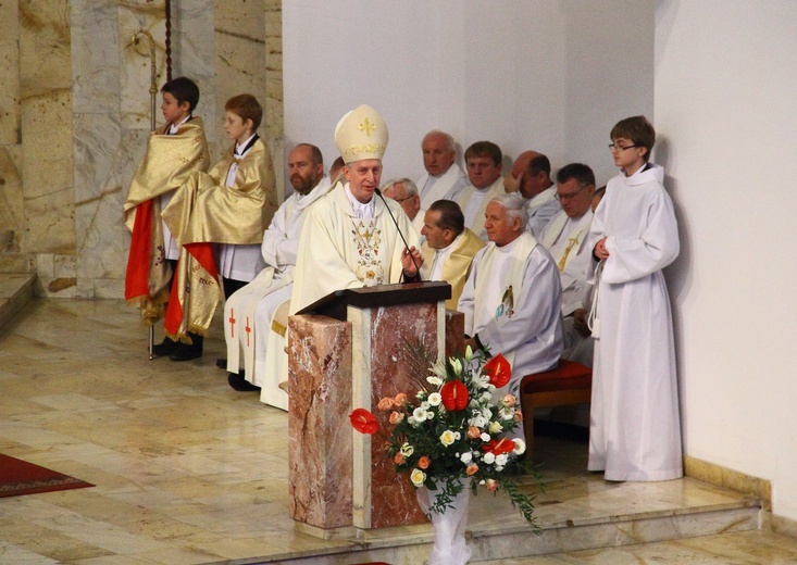 Msza święta w 20. rocznicę powstania gdyńskiego "Katolika"