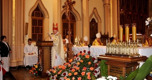 Bp Tadeusz Rakoczy nadał wilamowckiej świątyni tytuł sanktuarium