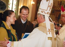 – Przed nami czas łaski i zadań – mówił w homilii na rozpoczęcie Roku Wiary bp Tomasik. W dekrecie wskazał wiernym, jak te łaski można otrzymać