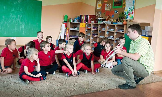 By zachwycić ich światem  