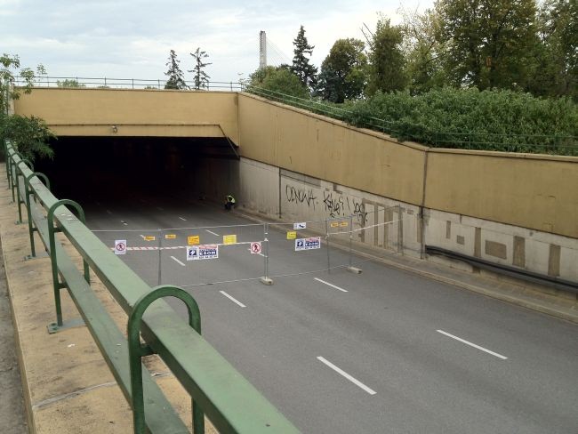 Tunel Wisłostrady pozostaje zamknięty od ponad 2 miesięcy