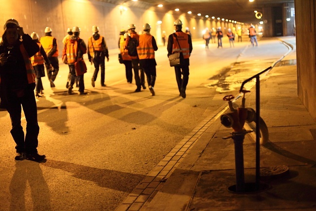 Tak naprawiają tunel Wisłostrady