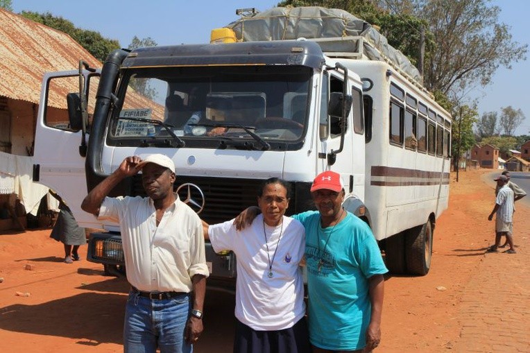 Taxi brousse po Madagaskarze