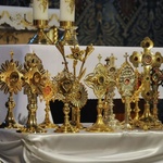 Relikwie czternastu świętych i błogosławionych