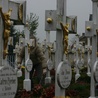 Biały cmentarz w Ralbicy
