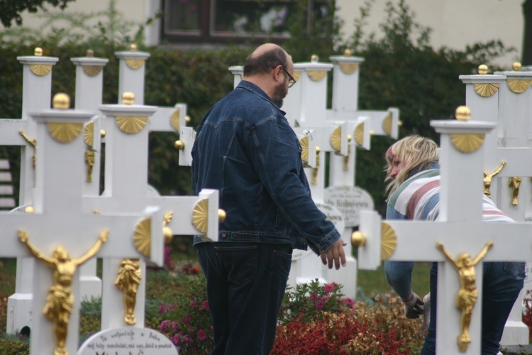 Biały cmentarz w serbołużyckiej Ralbicy