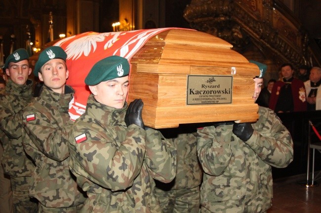 Msza św. w intencji śp. prezydenta Ryszarda Kaczorowskiego