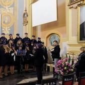 Jako historyk Kościoła od szeregu lat badał życie i działalność sługi Bożego