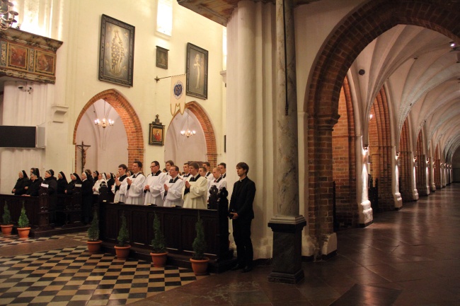 Eucharystia za zmarłych biskupów