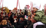 W zamyśle organizatorów gdańska Parada Niepodległości ma łączyć, a nie dzielić. Tegoroczne wydarzenie odbyło się w miłej atmosferze.  