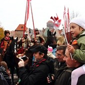 W zamyśle organizatorów gdańska Parada Niepodległości ma łączyć, a nie dzielić. Tegoroczne wydarzenie odbyło się w miłej atmosferze.  