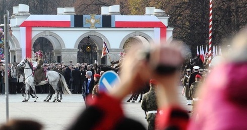 Centralne uroczystości przed Grobem Nieznanego Żołnierza