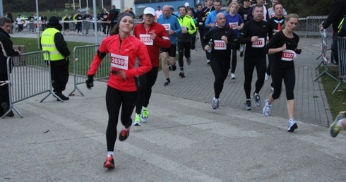 Kibice dzielnie dopingowali uczestników Biegu