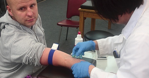 Pobranie próbki krwi może w przyszłości uratować komuś życie