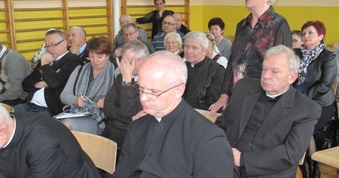 Wśród uczestników konferencji byli mieszkańcy parafii i zaproszeni goście