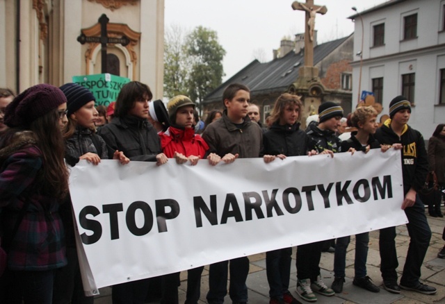 Marsz "Stop narkotykom" w Bielsku-Białej