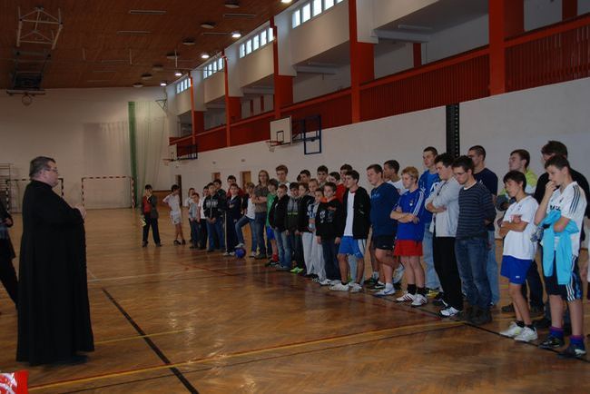 Sandomierski turniej ministrantów w Futsalu