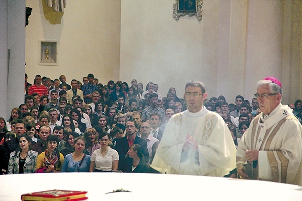 Synod to okazja dla każdego do refleksji nad Kościołem i swoją wiarą 