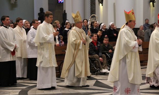 Katowice: Dziś rusza synod