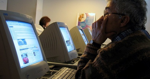 Seniorzy nauczą się poruszać w wirtualnym świecie