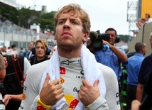 Vettel znów najszybszy