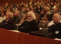 Konferencja o zagrożeniach rozwoju osobowości młodego człowieka