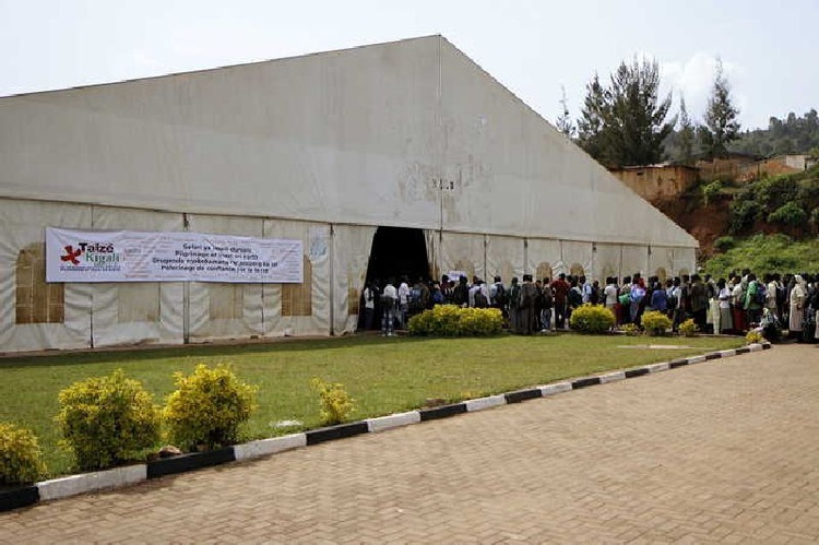 Przeor Taizé w Rwandzie