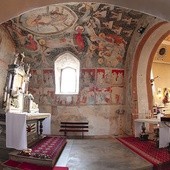 Całe prezbiterium kościoła  w Lubecku pokrywają gotyckie freski