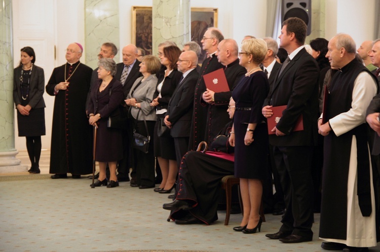 Łowicka bazylika uhonorowana w Pałacu Prezydenckim