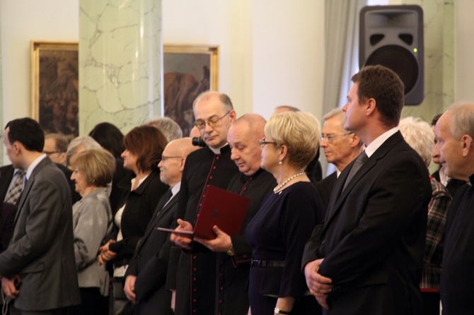 Łowicka bazylika uhonorowana w Pałacu Prezydenckim