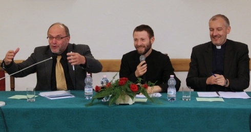 Międzynarodowa konferencja w Paradyżu