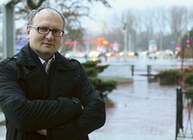  Paweł Lisicki w latach 2006–2011 pełnił funkcję redaktora naczelnego dziennika „Rzeczpo-spolita”, a w latach 2011–2012 redaktora naczelnego tygodnika „Uważam Rze”