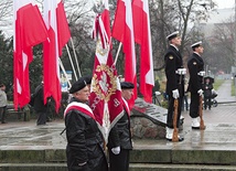  Centralne uroczystości miały miejsce na skwerze Kościuszki,  przy pomniku Marynarza Polskiego