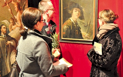  Głogówek, 28.11.2012 Poruszające, a często niemal nieznane obrazy pokazano w Mauzoleum Oppersdorffów w kościele  św. Bartłomieja