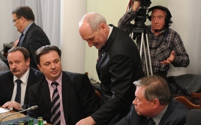 "Jeżeli sprzęt wykrył trotyl..."