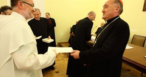 Dekrety otrzymali nowi dziekani, wicedziekani, ojcowie duchowni oraz animatorzy
