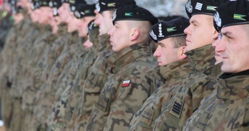 Powitanie 4. Zielonogórskiego Pułku Przeciwlotniczego